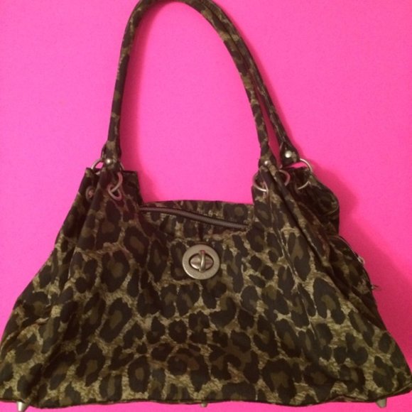 baggallini leopard print bags